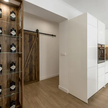 Apartman & Ileana *