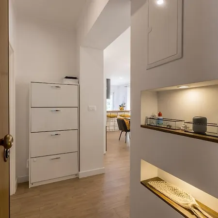 & Ileana Apartment *
